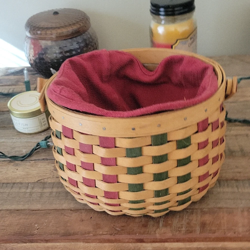 Longaberger Vintage 2003 Christmas Collection Caroling Basket With Both Linings